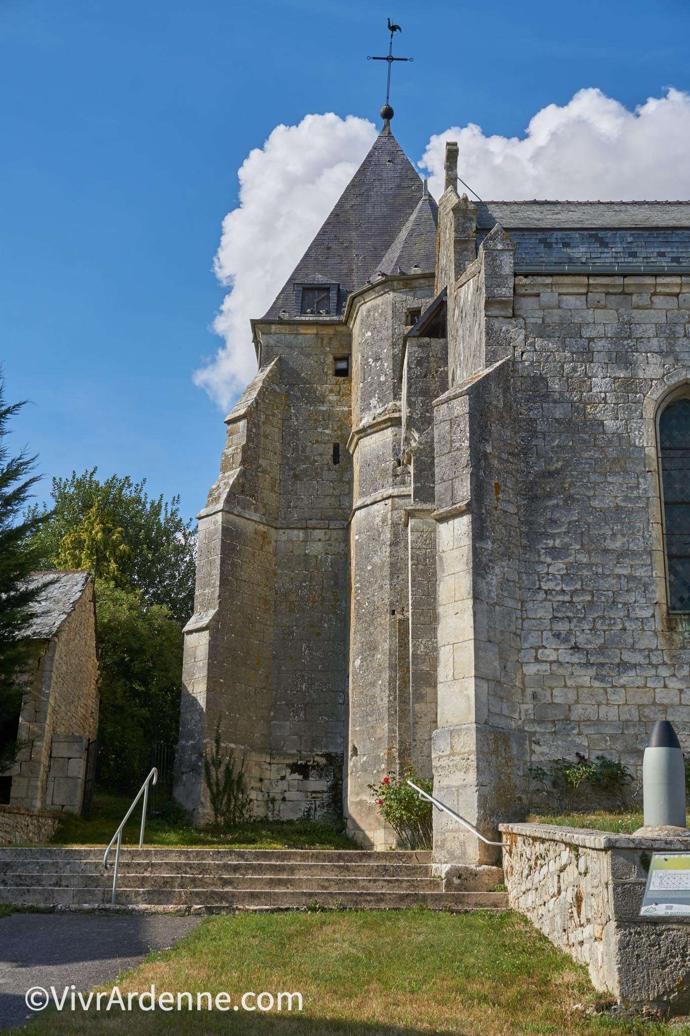 VivrArdenne - Eglises fortifiées de Thiérache